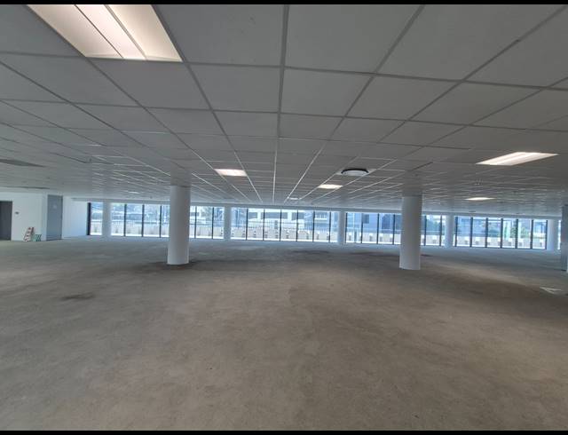 5,833M² OFFICE TO LET IN SANDTON CENTRAL